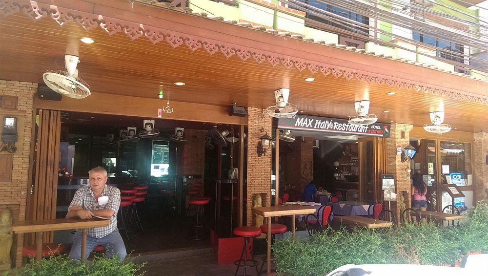 Max Residence Pattaya Bagian luar foto
