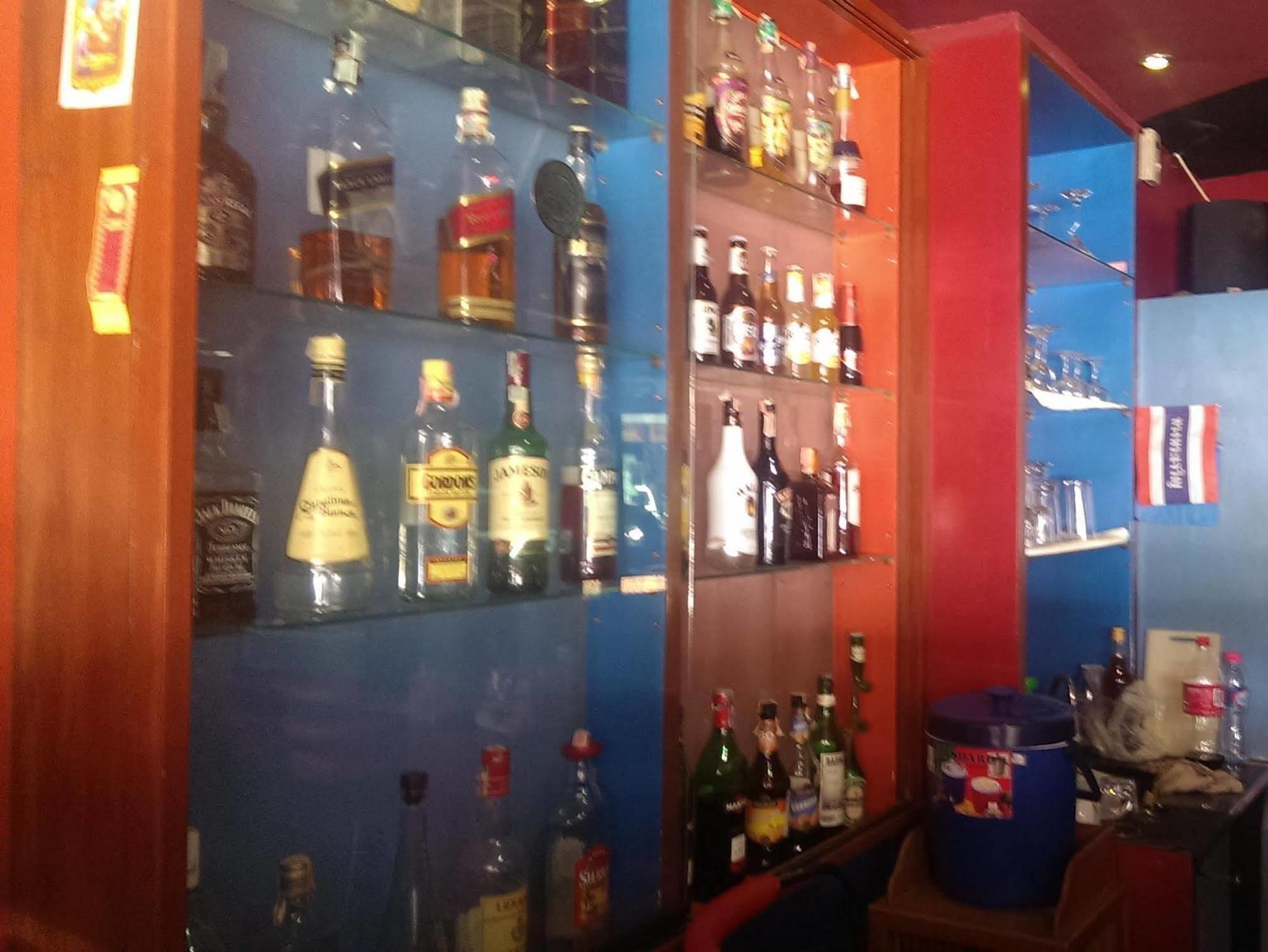 Max Residence Pattaya Bagian luar foto